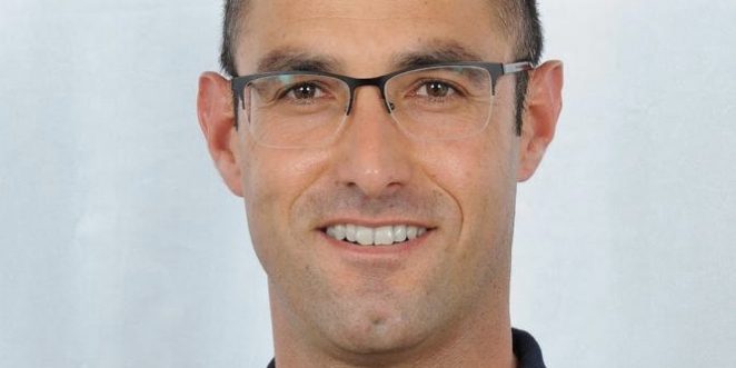 עופר צחר