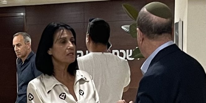 יחיאל לסרי הלן גלבר